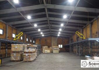千葉県袖ヶ浦市・某倉庫の内部に中二階の鉄骨格子棚を設置する工事